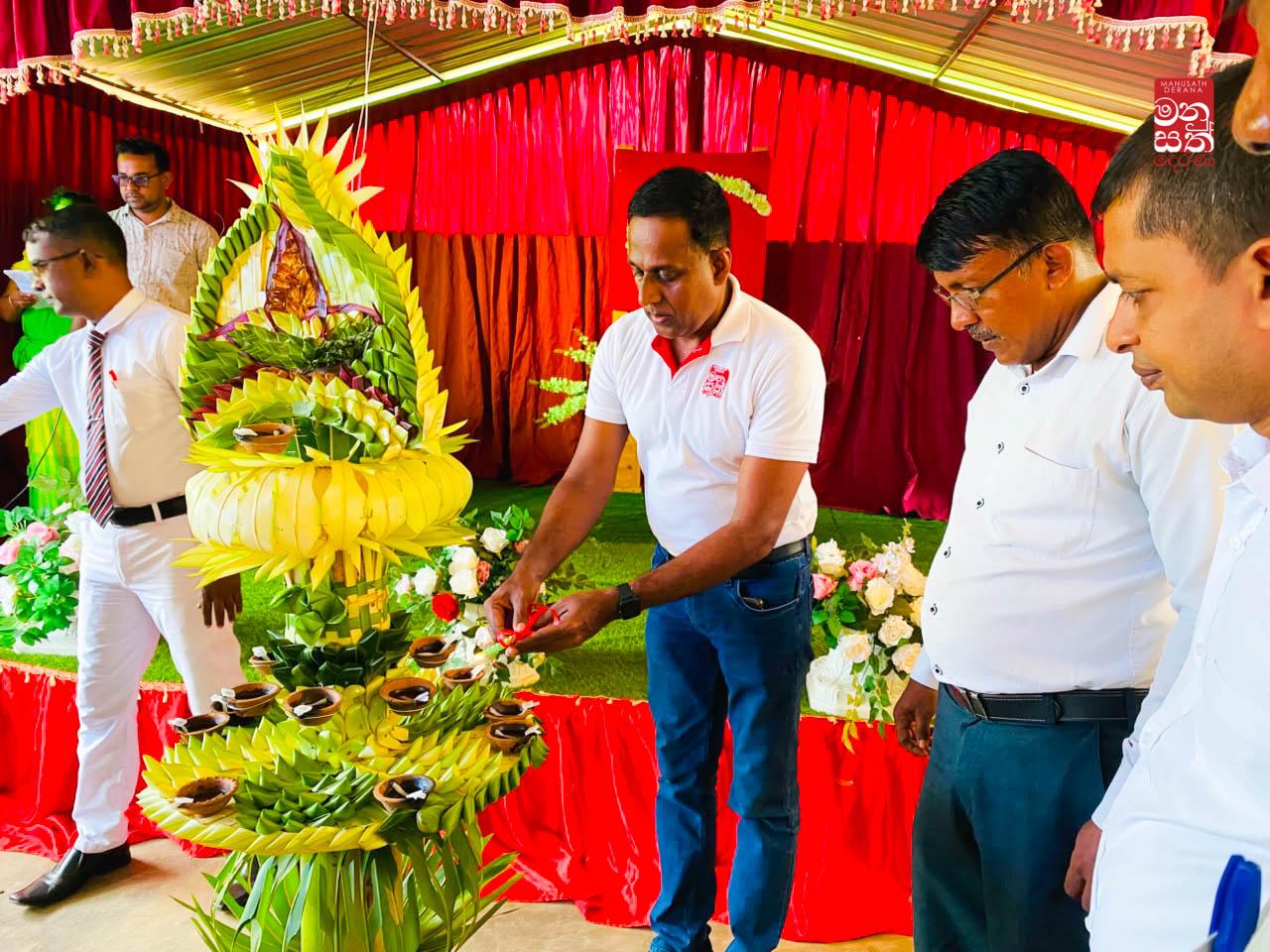 Sipsal Pubuduwa reaches Nikawewa